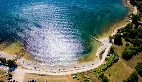 Poreč: Uređene gradske plaže u Červar Portu, Špadićima i Saladinki
