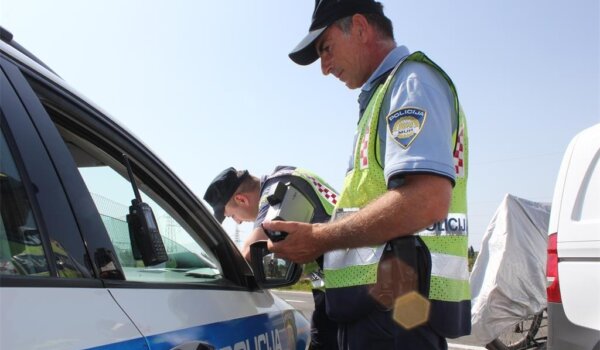 Vikend za volanom: vozili pod zabranom, pod utjecajem alkohola i droge