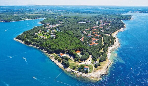 Obrat u slučaju zlostavljanja maturantica u Lanterni: Prijavljeni austrijski zaštitari; brojne djevojke istupaju sa svjedočanstvima