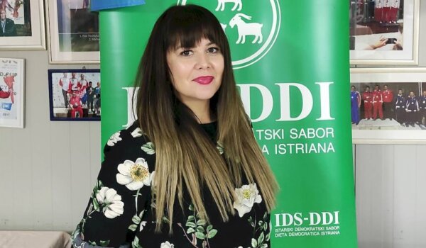 Ivana Špadijer ponovno izabrana za predsjednicu novigradske podružnice IDS-a