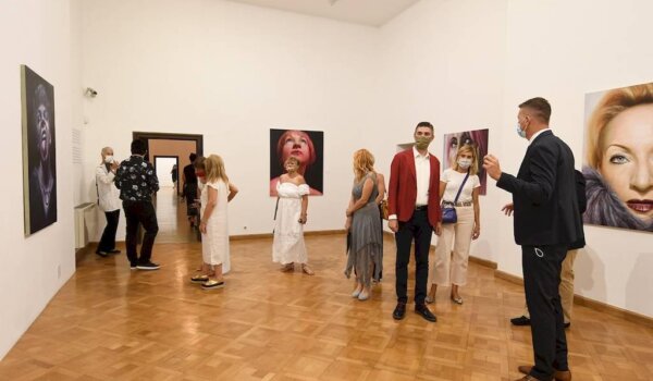 Eugen Varzić izlaže u Umjetničkoj galeriji Dubrovnik