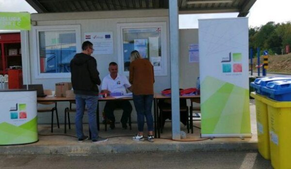 Usluga Poreč: Do kraja studenog korisnicima Poreča i Višnjana će se podijeliti 19 tisuća spremnika