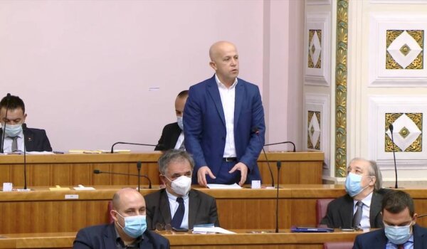 IDS ne "lajka" Državni proračun, kaže Daus da za to postoji milijarda i 521 milijun razloga