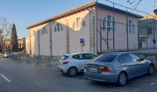 Rekonstrukcija krova porečke Palestre vrijedna četvrt milijuna kuna