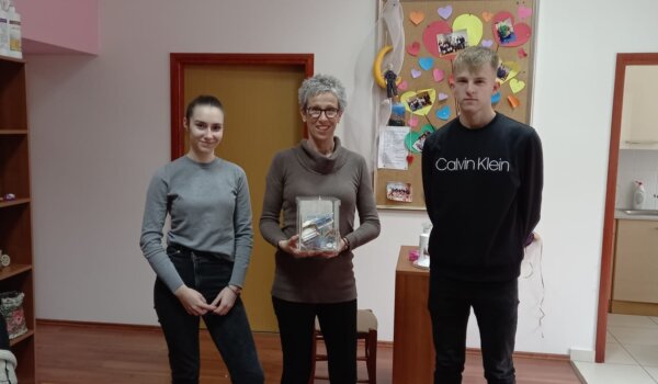 Završen božićni projekt Srednje škole Mate Balote i Društva invalida Poreč