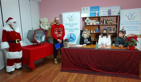 Izvučeni dobitni listići Novogodišnje lutrije Društva invalida Poreč, prodano 6814 srećki