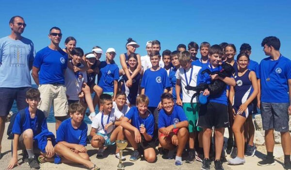 Veslački klub Arupinum iz Rovinja pokrenuo crowdfunding kampanju za nabavu novih veslačkih čamaca