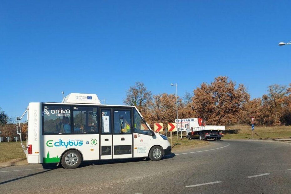 Porečki električni mini autobus