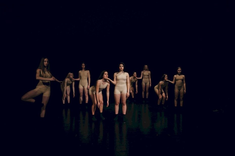 Iz predstave Leonarde Lovreković