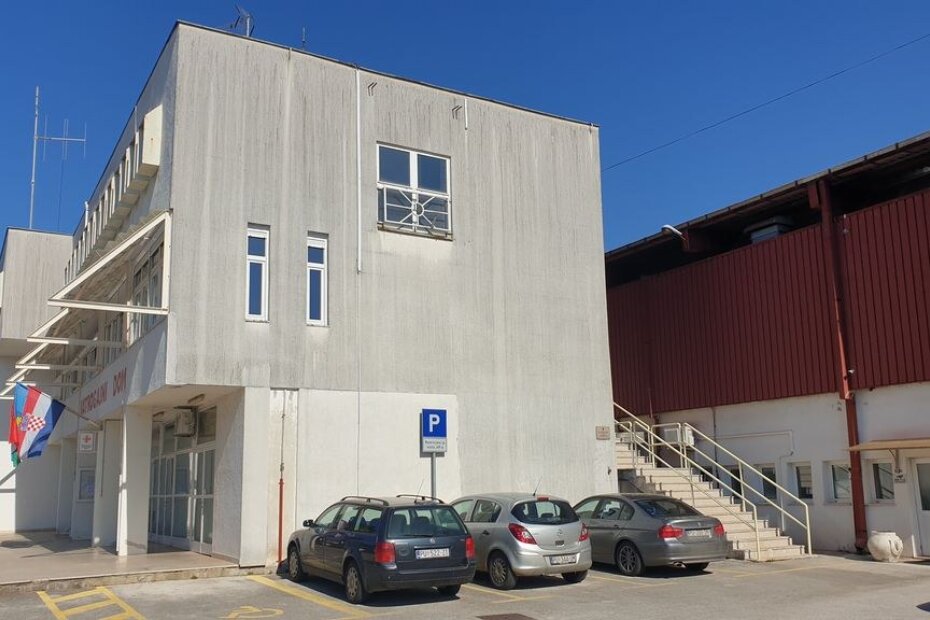 Sklonište u zgradi Vatrogasnog doma