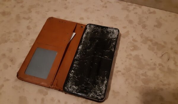 Na cesti Kukci-Vranići pronađen mobilni telefon