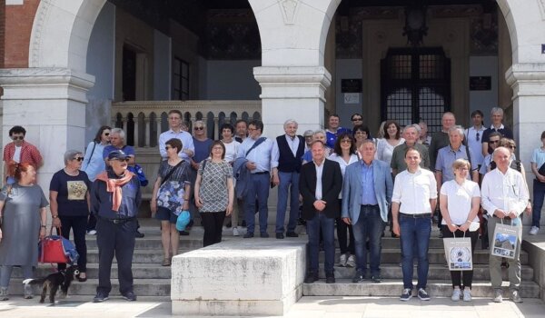 Gosti iz talijanske udruge Amici dell'Orologeria Pesarina obišli toranjske satove u Eufrazijani i Vrsaru