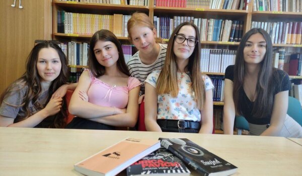 Laura Ritoša i Nora Klobas prva i druga na čitateljskom kvizu „Mreža čitanja“