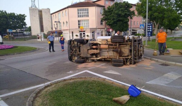 Prometna nesreća u središtu Poreča, dvije osobe ozlijeđene