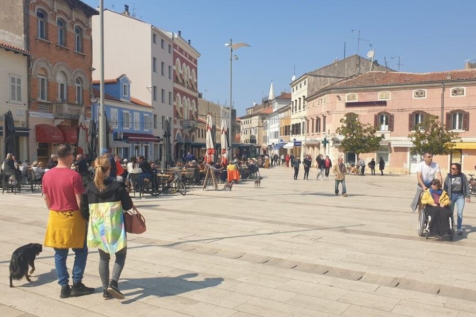 66 ZRM Wv Aj poreč proljeće 2022 turisti