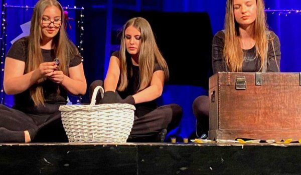 Foto: Održana svečana završna priredba Srednje škole Mate Balote Poreč