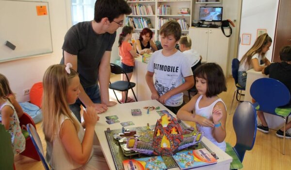 U petak u gradskoj knjižnici igraonica društvenih igara