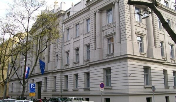 Pojačane nadzorne aktivnosti Ministarstva financija, Porezne i Carinske uprave - mete su im Jadran, otoci i Grad Zagreb