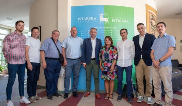 Pola milijuna kuna za programe i projekte ravnomjernog razvitka istarskim općinama