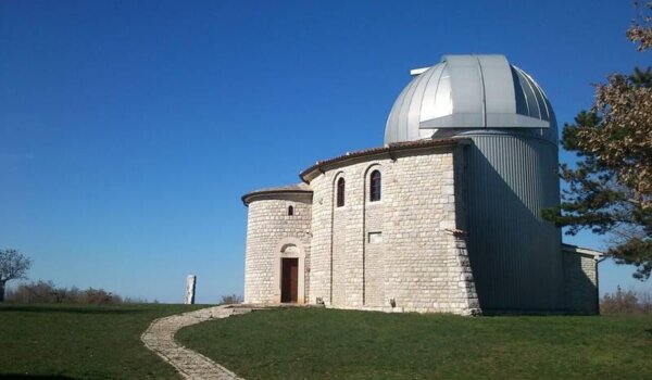 Znanstveni sajam na Tičanu: Radionice, predstava, predavanje Korada Korlevića