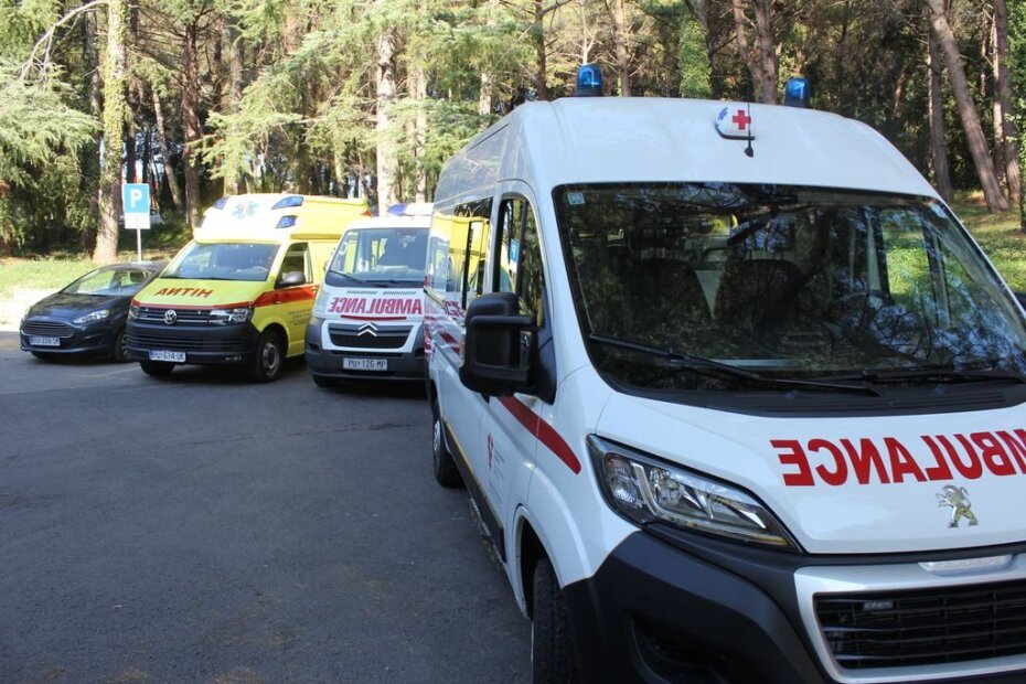 S Grf Uy B Kz 1 img 6551