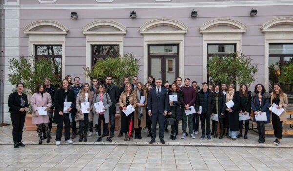 Istarska županija dodjeljuje 20 studentskih stipendija za deficitarna zanimanja u zdravstvu