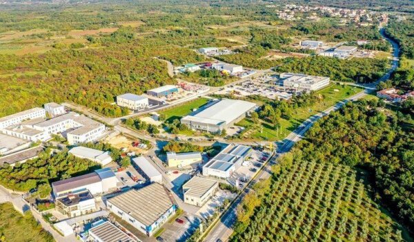 Poreč drugi grad u Hrvatskoj po broju novootvorenih tvrtki, najviše je trgovaca na veliko i malo, građevinara i trgovaca nekretninama