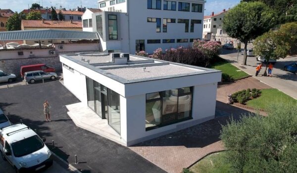 Usluga: Obavijest o radnom vremenu blagajni