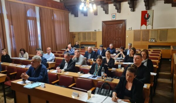 Poreč: Gradsko vijeće odlučilo o najpovoljnijim zakupcima za poljoprivredno zemljište - unatoč protivljenju vijećnice Sinanović