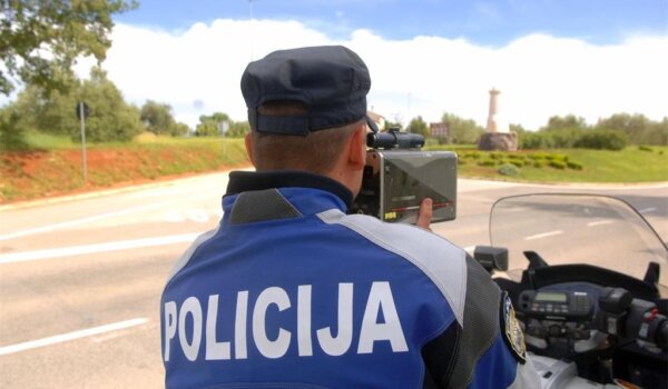 Pula: Najava prometne akcije kontrole brzine kretanja vozila sutra od 9 do 14 sati