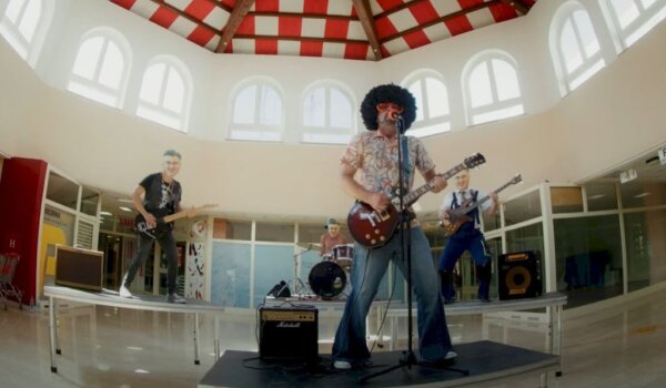 Novi spot: Porečki Tacoor nikad oštriji i iskreniji