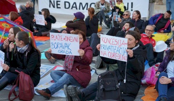 "Zašto Ministarstvo mora opstruira javnu raspravu o  novom Zakonu o pomorskom dobru?"