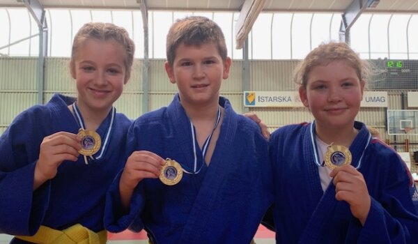 Deset medalja za porečke judoke na prvenstvu u Rovinju