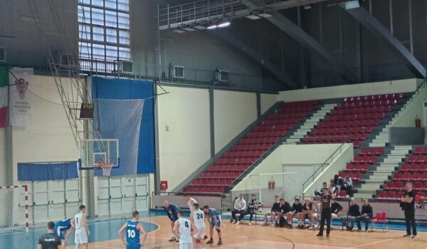 Dječaci Košarkaškog kluba Poreč pobijedili, seniori poraženi u gostima