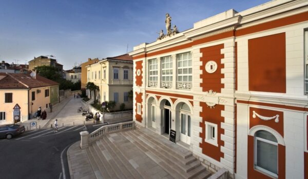 Novi termin Izbacivača Teatra EXIT na 16. Zlatnom zubu