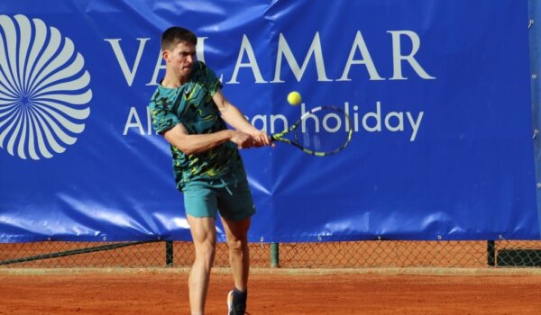 Dino Prižmić plasirao se u četvrtfinale prvog iz ciklusa turnira Istarske rivijere