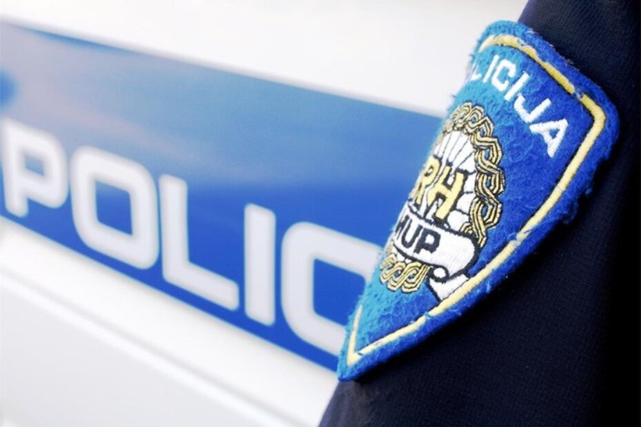 Hi O6e K Ee U policija grb