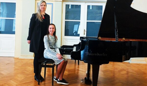 Rita Gulić na smotri mladih pijanista u Varaždinu