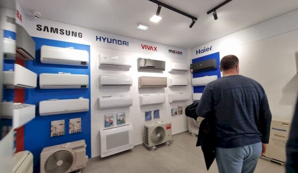 U gospodarskoj zoni Buići-Žbandaj otvoren novi poslovni prostor tvrtke "Frigoservis Šime"