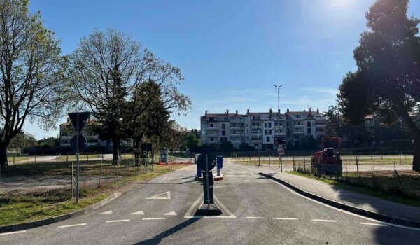 Od danas otvoreno parkiralište Vindija kod nekadašnjeg hotela Zagreb