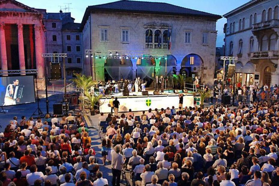 Melodije Istre i Kvarnera na pulskom Forumu