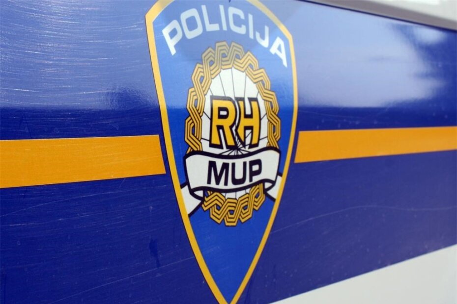 Z V Mj Ceq policija grb