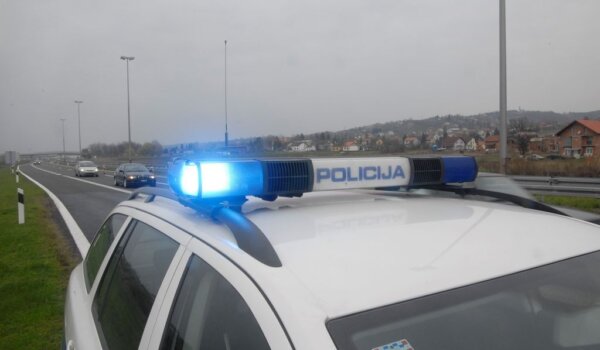 Sletjela s Ipsilona, troje ozlijeđenih