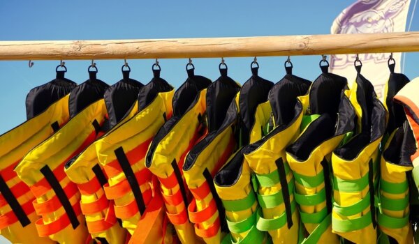 Kod Vrsara spašeni neozlijeđeni brodolomci