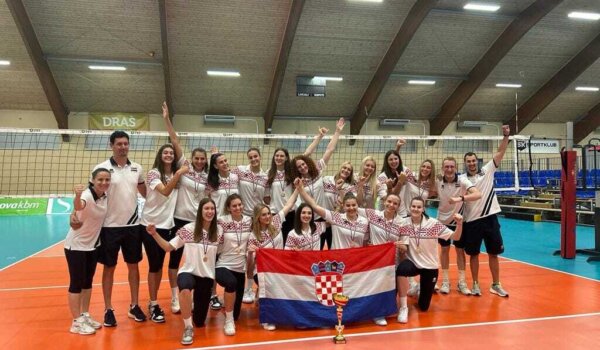 Hrvatska ženska U19 odbojkaška reprezentacija osvojila MEVZa turnir