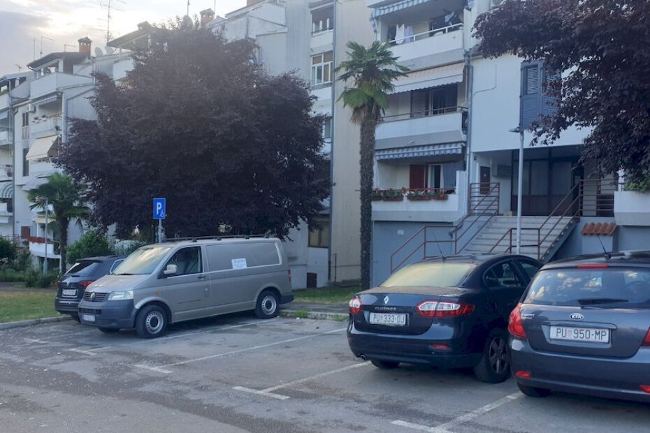 Stambena zgrada u kojoj je jutros došlo do eksplozije
