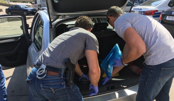 Uhvaćeni odmah nakon krađe