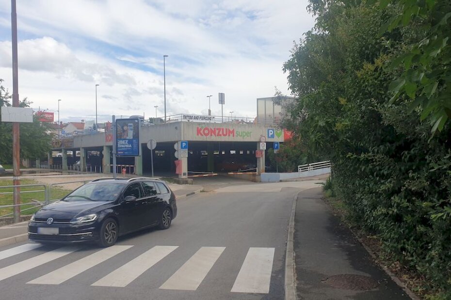 Prolaz i parkiralište zatvoreni