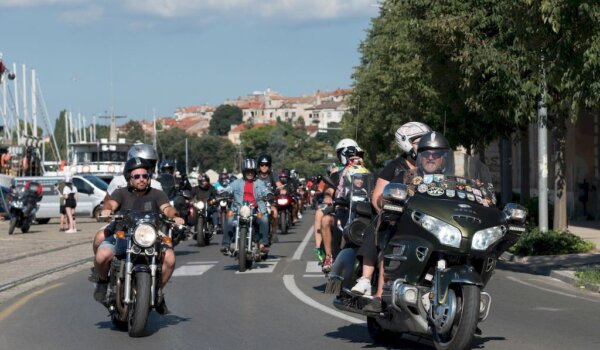 U Poreču, Vrsaru i Santa Marini veliko okupljanje vlasnika Honda Goldwing motocikala iz cijele Europe