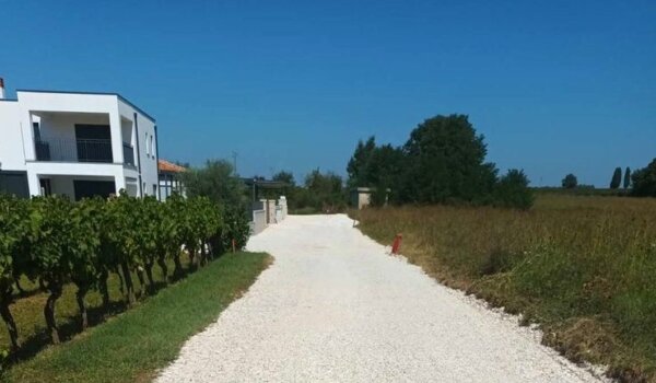 Uređuju se prometnice u naseljima Stancija Vodopija, Jehnići i Červar